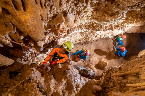 Natural Bridge Caverns